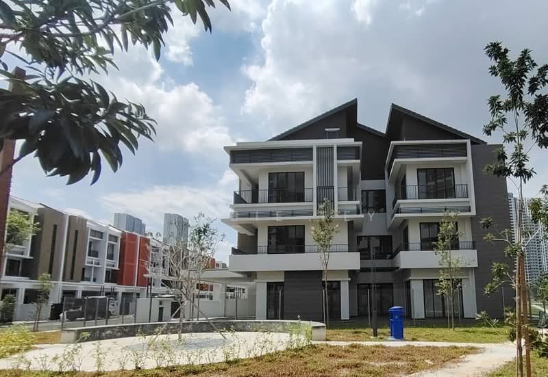 Terraced House for Sale in Happy Garden (Kuchai Lama) - Debbie Tey - Exterior - PropertyGuru.com.my