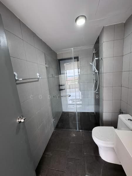 Kediaman Servis untuk Disewa di E'Island Lake Haven - Cody Cher - Bathroom - PropertyGuru.com.my