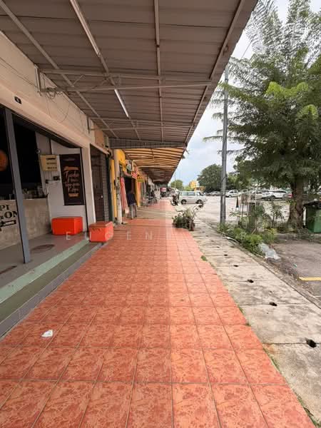 Shop for Rent in Seksyen 32, Kemuning Green Ville (Shah Alam) - Eugene Yap - Exterior - PropertyGuru.com.my