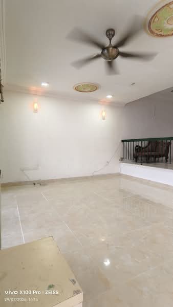 2-storey Terraced House for Rent in Bangsar Baru (Bangsar) - Sarikha Kandasamy - Living Room - PropertyGuru.com.my