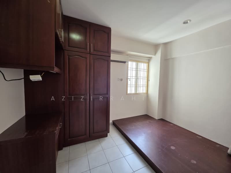 Apartment for Sale at Pangsapuri Sri Cempaka - Azizirrahim . - Bedroom - PropertyGuru.com.my