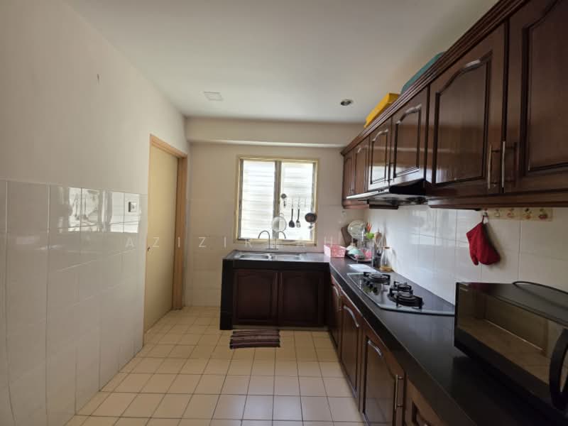 Apartment for Sale at Pangsapuri Sri Cempaka - Azizirrahim . - Kitchen - PropertyGuru.com.my