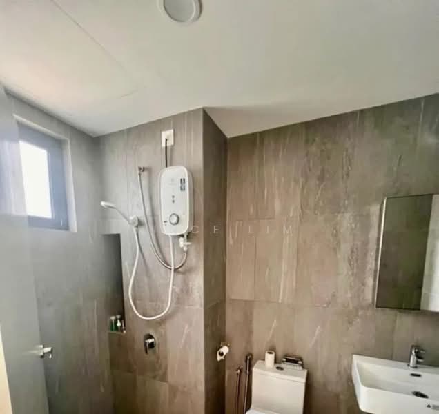 Kediaman Servis untuk Disewa di Savvy @ Riana Dutamas - Vince Lim - Bathroom - PropertyGuru.com.my