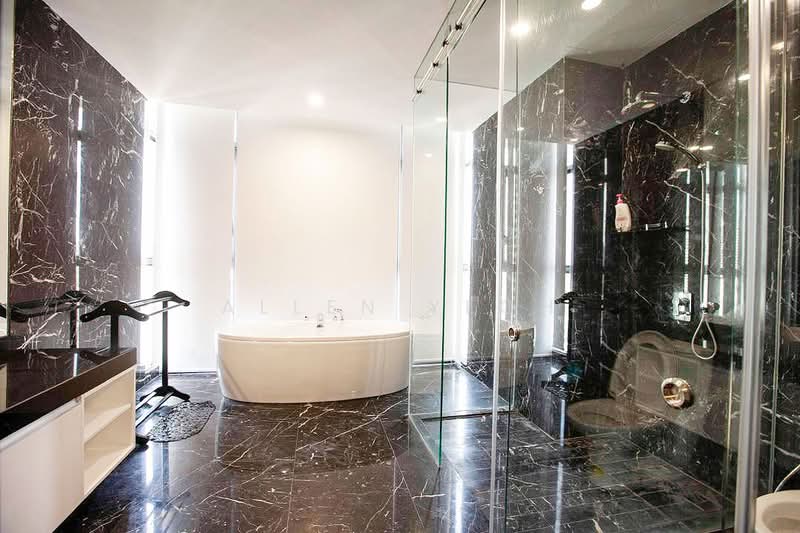 Condominium for Sale at Setia V Residences - Allen Yeoh - Bathroom - PropertyGuru.com.my