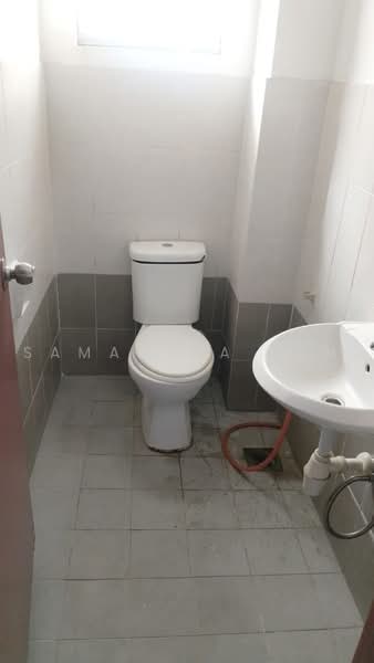 Shop / Office for Rent in Kajang (Selangor) - Samantha Sun - Bathroom - PropertyGuru.com.my