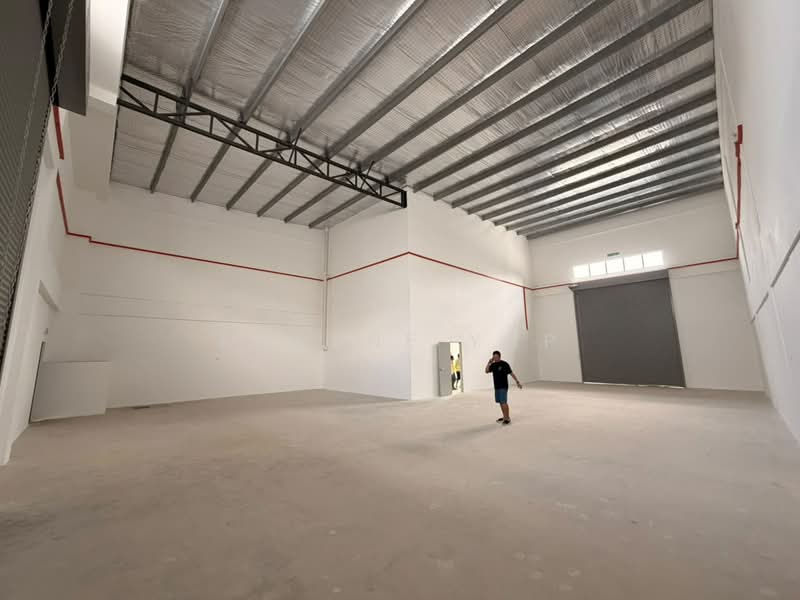 Shop for Sale in Bukit Raja (Selangor) - Eugene Yap - Interior - PropertyGuru.com.my