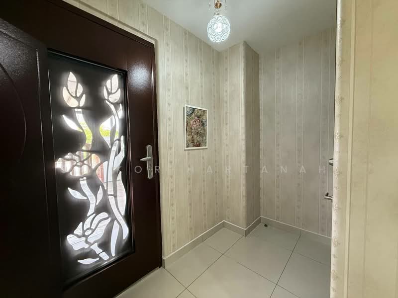 Terraced House for Sale in Elmina (Shah Alam) - Syukor Hartanah - Entrance - PropertyGuru.com.my
