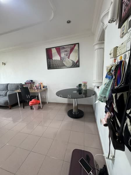 Pangsapuri untuk Dijual di Mon Bisca - Winson Yap - Living Room - PropertyGuru.com.my