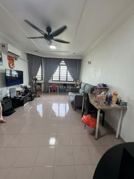 Pangsapuri untuk Dijual di Mon Bisca - Winson Yap - Living Room - PropertyGuru.com.my