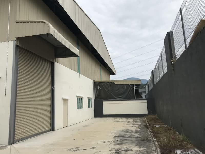 Kilang Berkembar untuk Dijual di Semenyih (Selangor) - Vincent Tan - Exterior - PropertyGuru.com.my