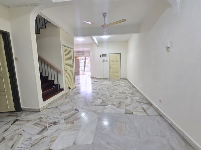 Rumah Teres 2-Tingkat untuk Dijual di Kampung Batu Muda (Batu Caves) - Josh Chong - Living Room - PropertyGuru.com.my