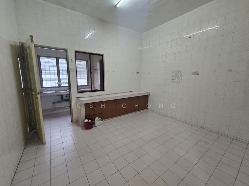 Rumah Teres 2-Tingkat untuk Dijual di Kampung Batu Muda (Batu Caves) - Josh Chong - Kitchen - PropertyGuru.com.my