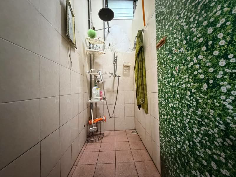 Rumah Teres 1-Tingkat untuk Dijual di Sungai Petani (Kedah) - Hasrul Rosli - Bathroom - PropertyGuru.com.my