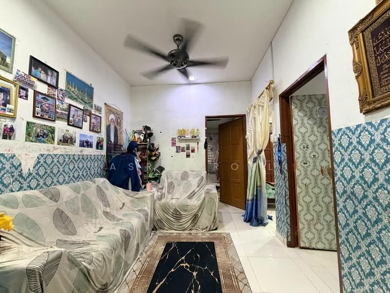 Rumah Teres 1-Tingkat untuk Dijual di Sungai Petani (Kedah) - Hasrul Rosli - Living Room - PropertyGuru.com.my