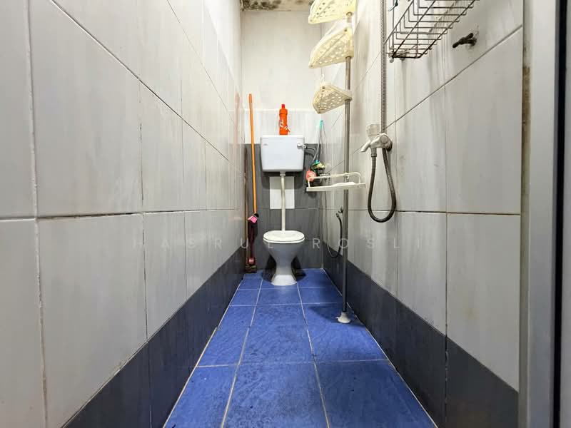 Rumah Teres 1-Tingkat untuk Dijual di Sungai Petani (Kedah) - Hasrul Rosli - Bathroom - PropertyGuru.com.my