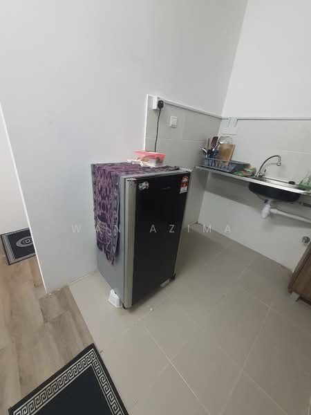Apartment for Rent at De Cemara apartment setia alam - Wan Azima - Kitchen - PropertyGuru.com.my