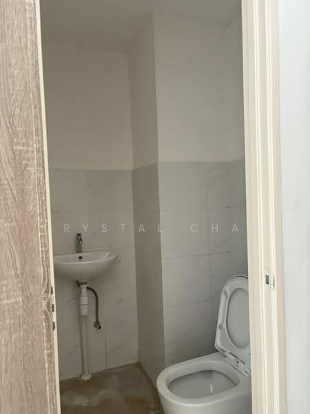 Retail Space untuk Disewa di Tampoi (Johor) - Crystal Chan - Bathroom - PropertyGuru.com.my