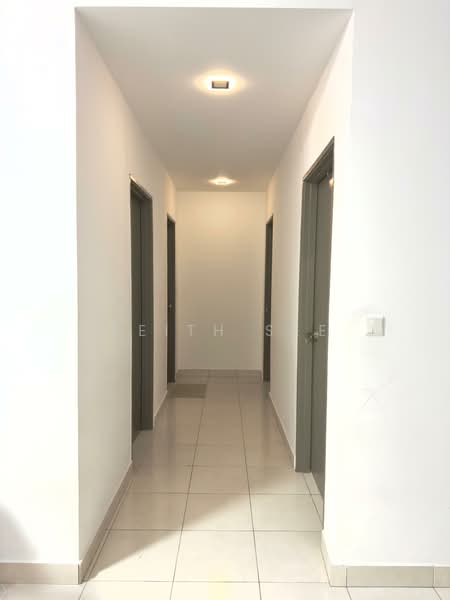 Pangsapuri untuk Dijual di Aronia - Keith See - Corridor - PropertyGuru.com.my