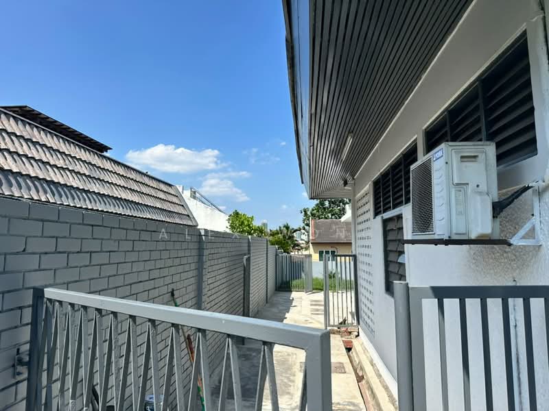 Bungalow House for Rent in Petaling Jaya (Selangor) - Alex Wong - Exterior - PropertyGuru.com.my