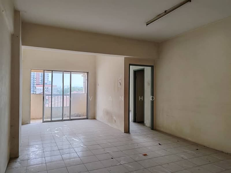 Pangsapuri untuk Dijual di Golden Height (Taman Mas) - Vivian Ho - Living Room - PropertyGuru.com.my