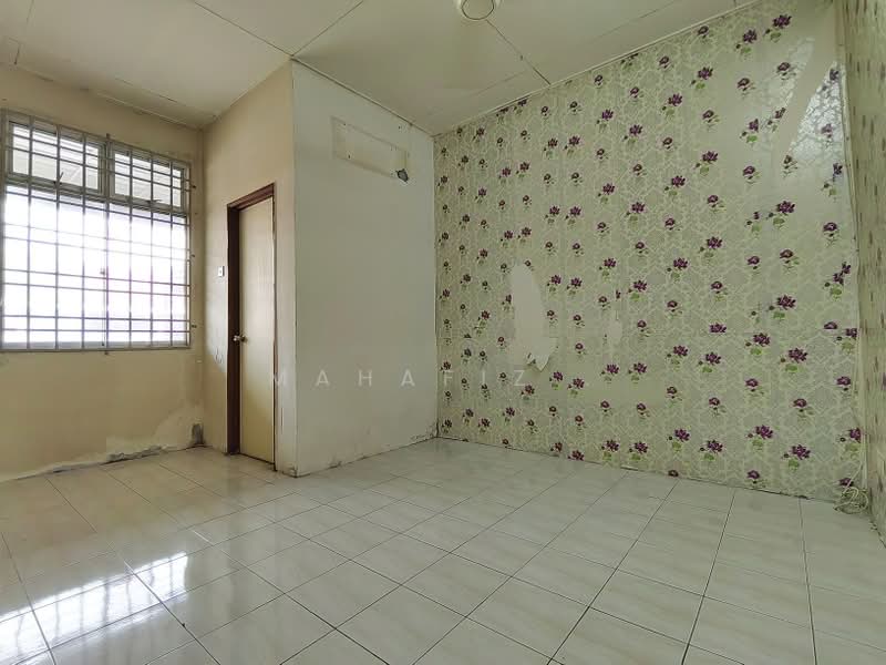 1-storey Terraced House for Sale in Bandar Saujana Putra (Tanjong Duabelas) - Mahafiz . - PropertyGuru.com.my