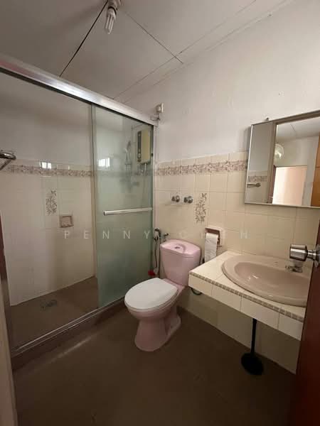Kondominium untuk Dijual di Regency Terrace - PENNY CHEN - Bathroom - PropertyGuru.com.my