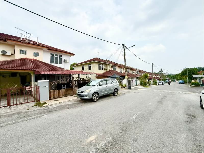 Rumah Teres 2-Tingkat untuk Dijual di Taman Semenyih Mewah (Semenyih) - Mahafiz . - PropertyGuru.com.my