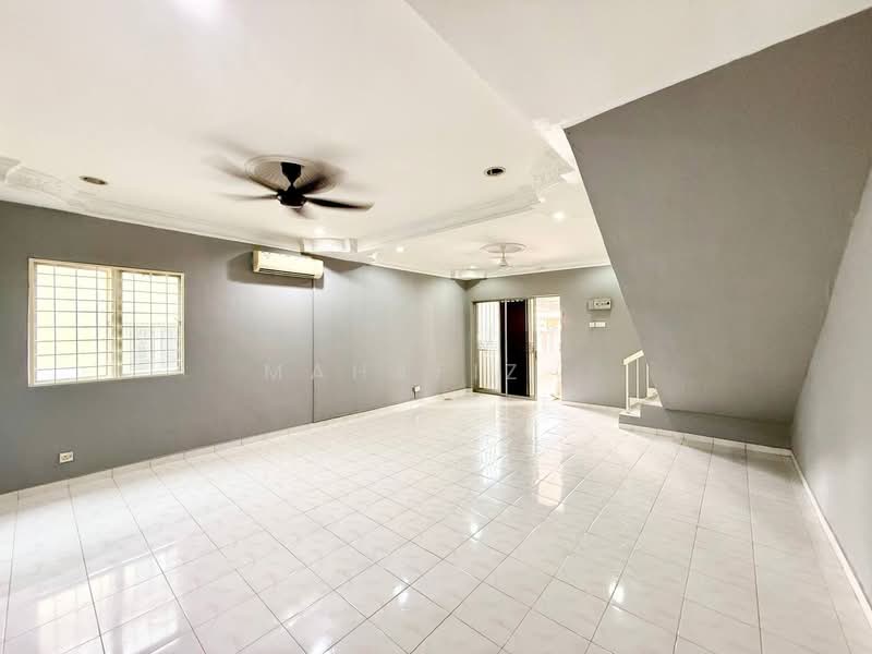 Rumah Teres 2-Tingkat untuk Dijual di Taman Semenyih Mewah (Semenyih) - Mahafiz . - PropertyGuru.com.my