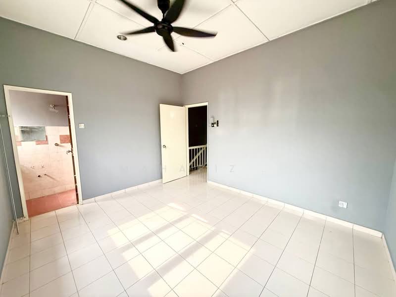 Rumah Teres 2-Tingkat untuk Dijual di Taman Semenyih Mewah (Semenyih) - Mahafiz . - PropertyGuru.com.my