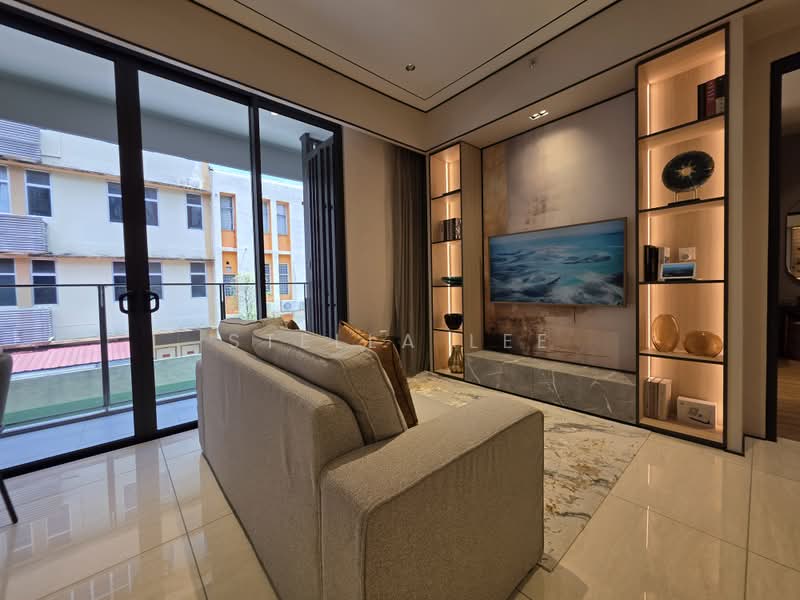 Kediaman Servis untuk Dijual di Sunway Cochrane - Stella Lee - Living Room - PropertyGuru.com.my