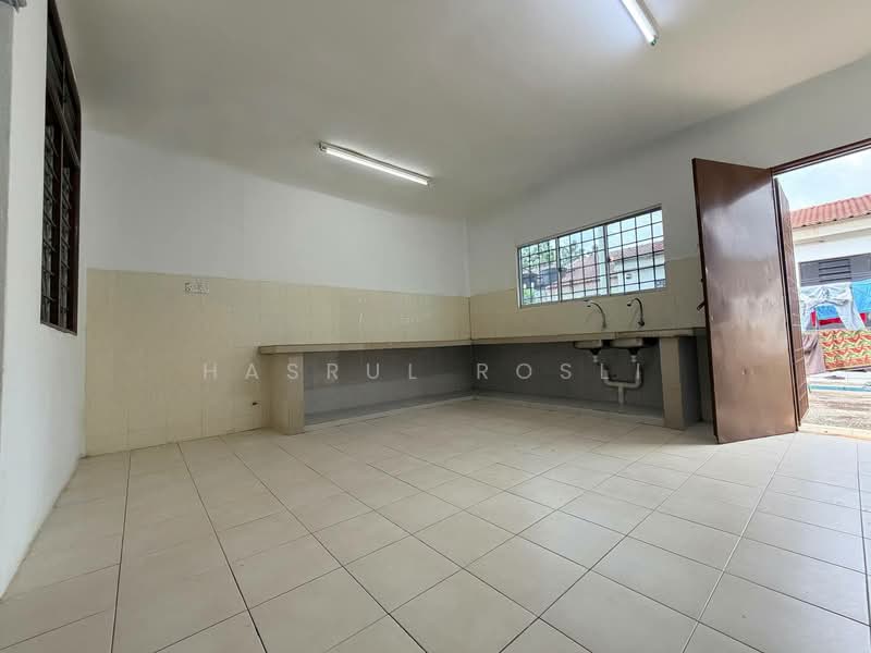 1-storey Terraced House for Sale in Sungai Petani (Kedah) - Hasrul Rosli - Kitchen - PropertyGuru.com.my