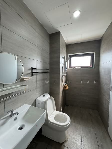 Kediaman Servis untuk Disewa di The Amber Residence @ TwentyFive.7 - Teck Weng Tan - Bathroom - PropertyGuru.com.my