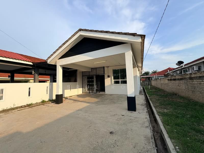 Semi-Detached House for Sale in Taman Kelisa Ria (Sungai Petani) - Hasrul Rosli - Exterior - PropertyGuru.com.my