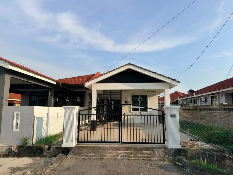 Semi-Detached House for Sale in Taman Kelisa Ria (Sungai Petani) - Hasrul Rosli - Exterior - PropertyGuru.com.my
