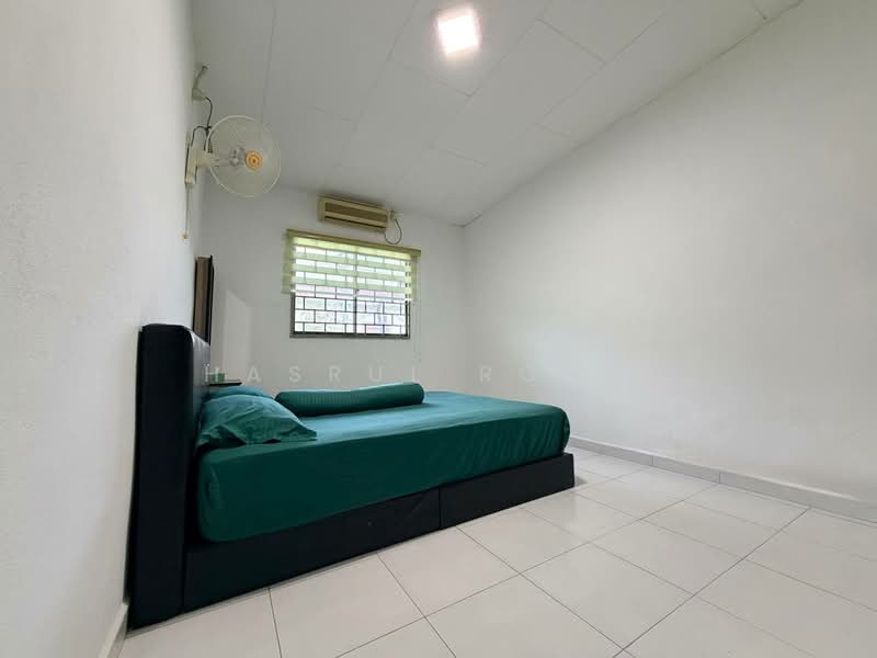 Terraced House for Sale in Sungai Petani (Kedah) - Hasrul Rosli - Bedroom - PropertyGuru.com.my