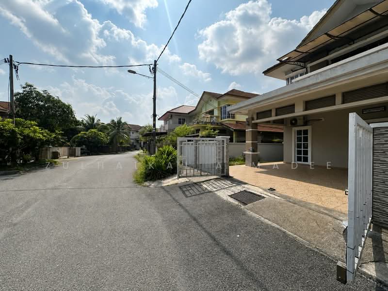 Semi-Detached House for Sale in Bandar Bukit Mahkota (Bangi) - Zulhaikal Asmadee - Exterior - PropertyGuru.com.my