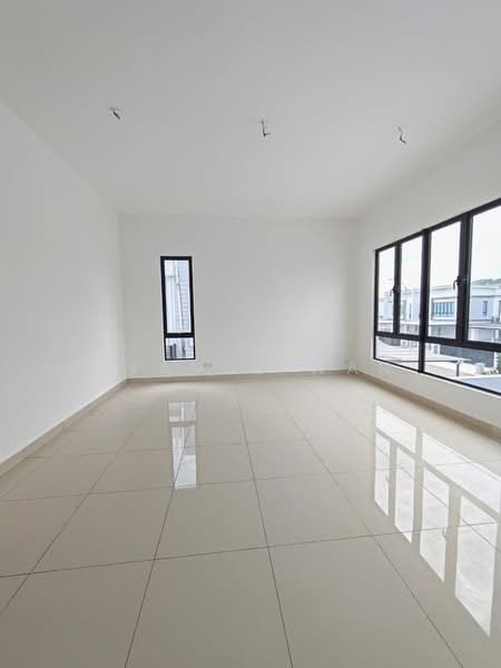 Rumah Kluster untuk Dijual di Taman Mount Austin (Tebrau) - Evanne Wan - PropertyGuru.com.my