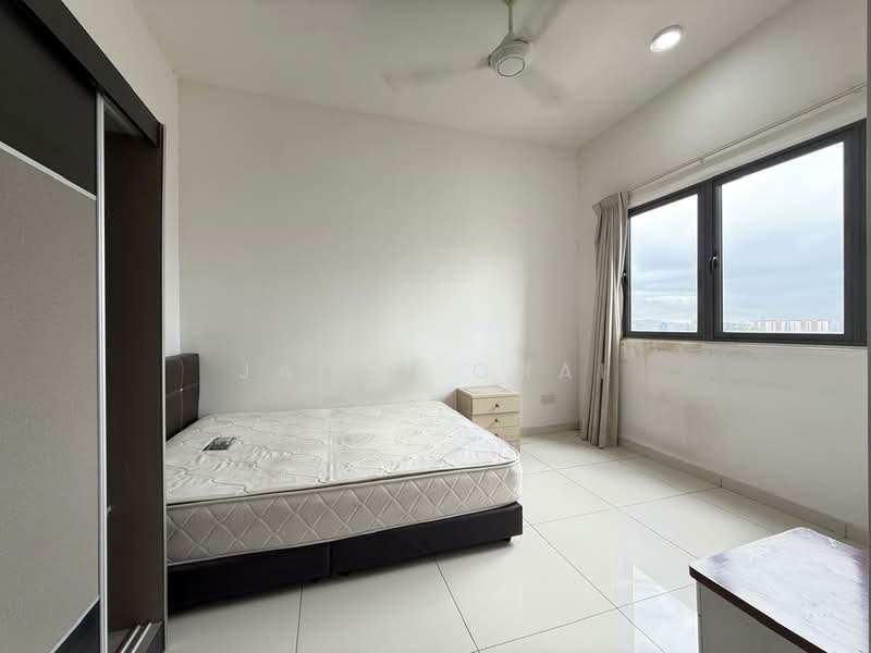 Kediaman Servis untuk Dijual di Seasons Garden Residences - Jaden Chai - Bedroom - PropertyGuru.com.my