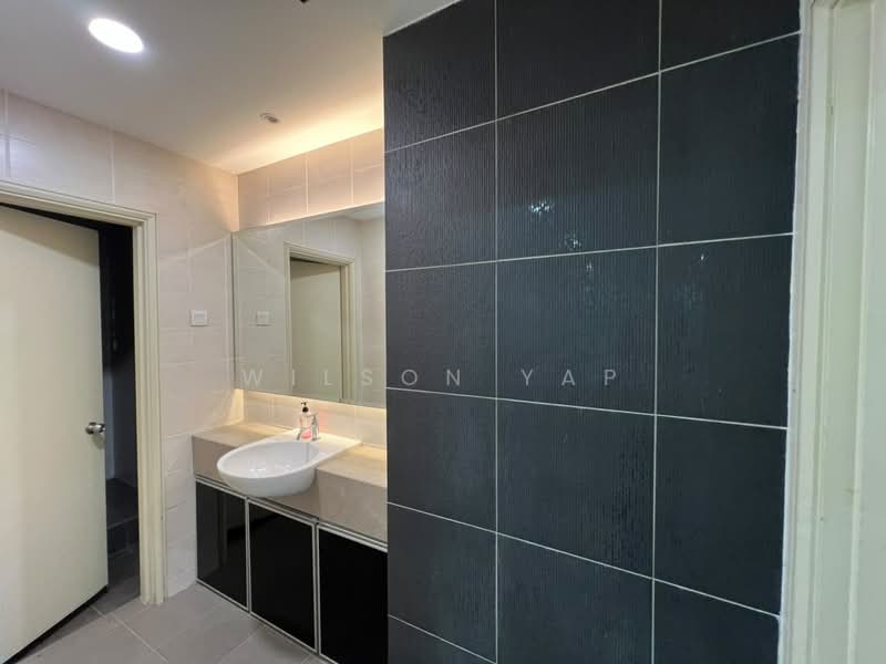 Shop / Office untuk Disewa di Puchong (Selangor) - Wilson Yap - Bathroom - PropertyGuru.com.my