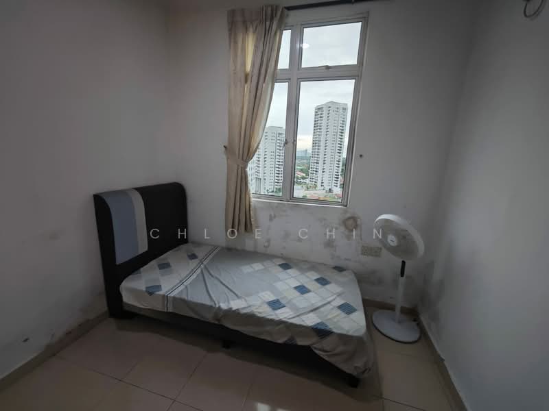 Apartment for Sale at Sri Samudera Apartment (Seaview Residence Suites) - Chloe Chin - Bedroom - PropertyGuru.com.my