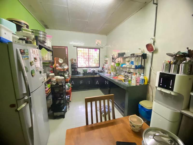 Rumah Teres 1-Tingkat untuk Dijual di Taman Bukit Margosa (Ampangan) - Norafian SMH - Kitchen - PropertyGuru.com.my