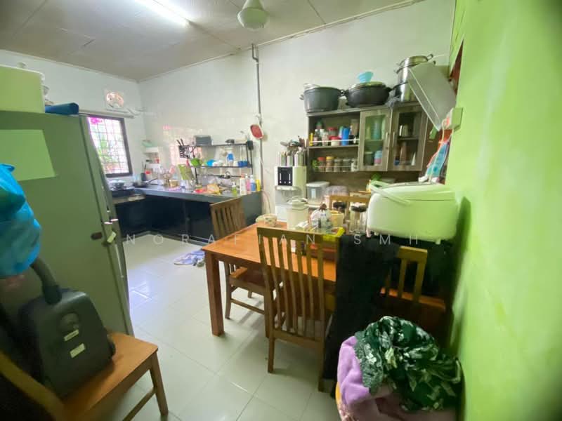 Rumah Teres 1-Tingkat untuk Dijual di Taman Bukit Margosa (Ampangan) - Norafian SMH - Kitchen - PropertyGuru.com.my