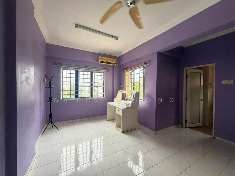 Condominium for Sale at Casa Venicia Condominium - Yanis Cheong - Study - PropertyGuru.com.my