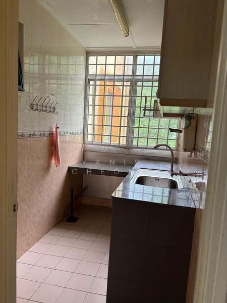 Condominium for Sale at Casa Venicia Condominium - Yanis Cheong - Kitchen - PropertyGuru.com.my
