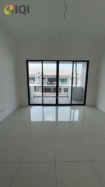 2-storey Terraced House for Sale in Bandar Tasek Mutiara (Simpang Ampat) - Kerry Seah - Balcony - PropertyGuru.com.my