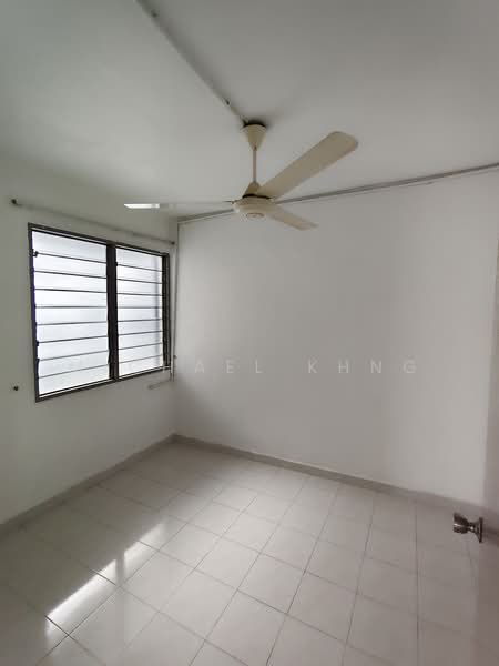 Rumah Flat untuk Dijual di Taman Lip Sin Block 1, 3 & 5 - Michael Khng - PropertyGuru.com.my