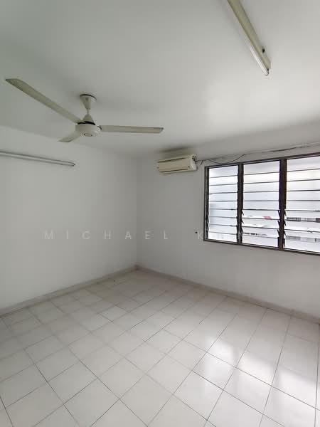 Rumah Flat untuk Dijual di Taman Lip Sin Block 1, 3 & 5 - Michael Khng - PropertyGuru.com.my