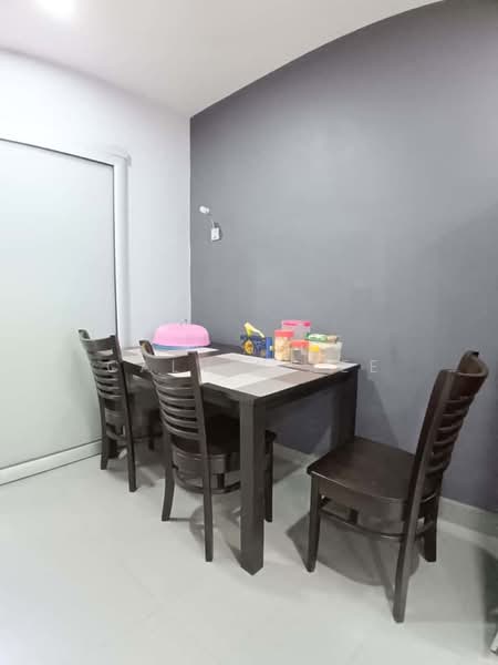 Rumah Teres 2-Tingkat untuk Disewa di Taman Sierra Perdana (Masai) - Calvin Lee - Dining Room - PropertyGuru.com.my
