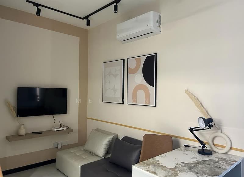 Kediaman Servis untuk Dijual di Neu Suites - Mel Wong - Living Room - PropertyGuru.com.my