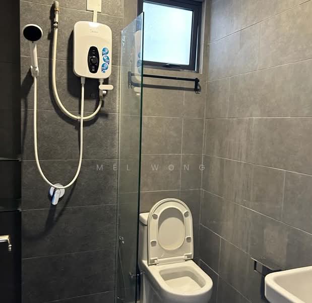 Kediaman Servis untuk Dijual di Neu Suites - Mel Wong - Bathroom - PropertyGuru.com.my